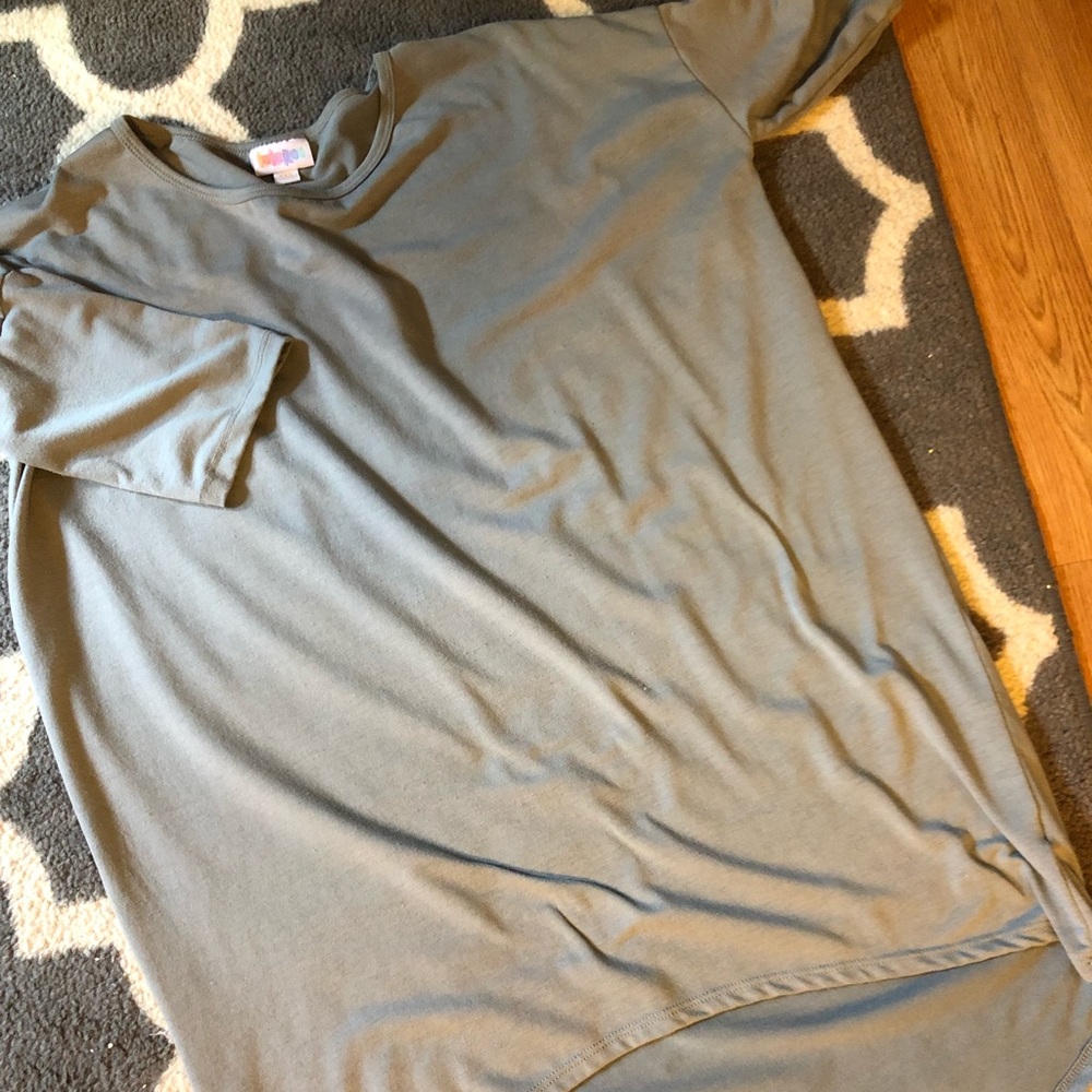 Lularoe Irma shirt